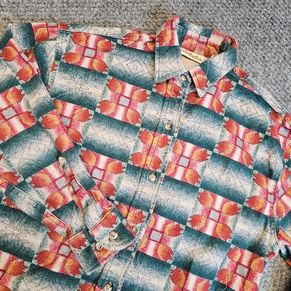 Cabelas‎ For Women Button Up Flannel Shirt Aztec Pattern Red Teal Size Medium